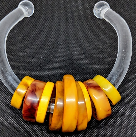Modernist Bakelite & Lucite Collar Necklace - Picture 2 of 8